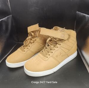 Tan & White Womens Size 6 FILA Sneakers Barely Used Great Shape
